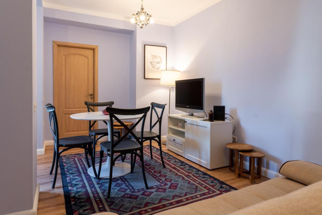 Center - Victoriei Square Apartment Bucharest